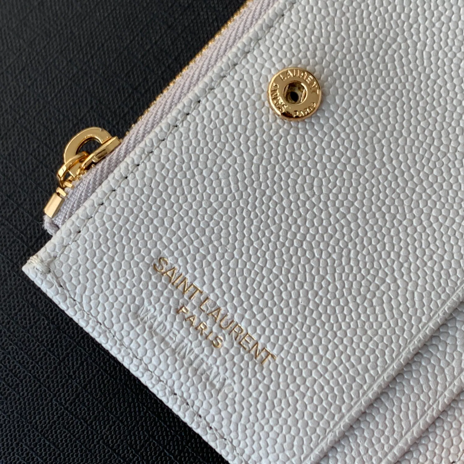 CASSANDRE MATELASSÉ FLAP CARD CASE IN GRAIN DE POUDRE EMBOSSED LEATHER — image 6