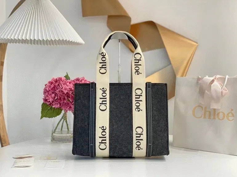 Top Quality Knockoff Chloe Large Woody Tote Bag In Grey Felt — image 8