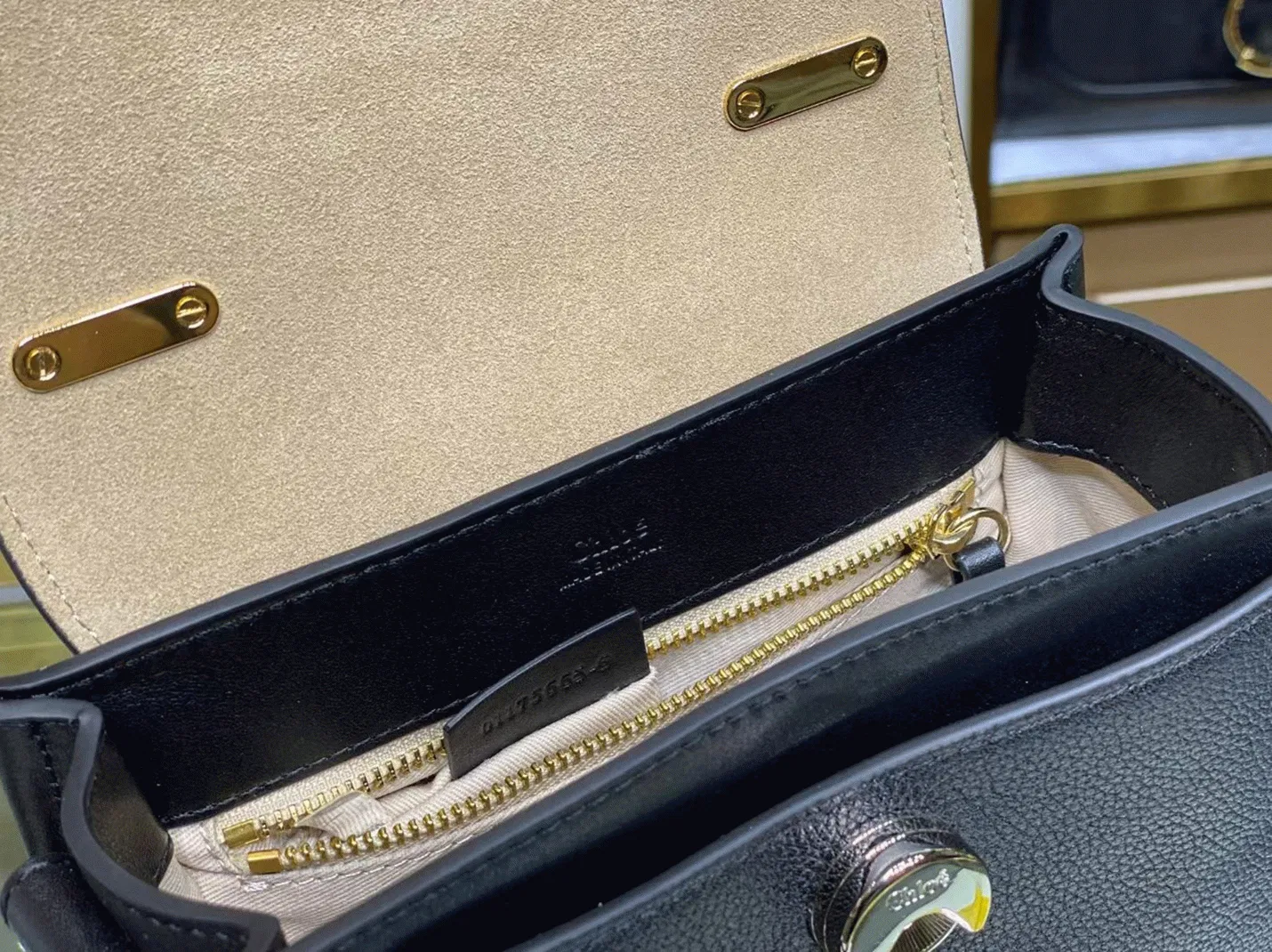 Top Quality Replica Chloe Mini Tess Day Bag In Black Grained Leather — image 10