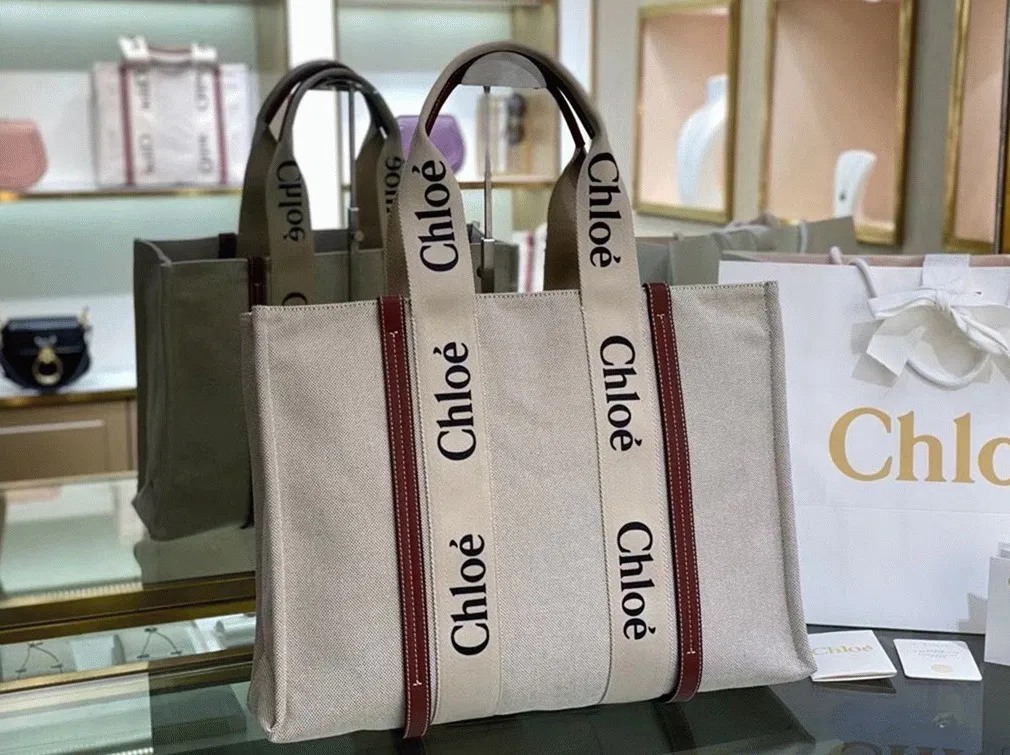 Top Quality Imitation Chloe Large Woody Tote Bag in Canvas with Brown Leather Strips — image 3