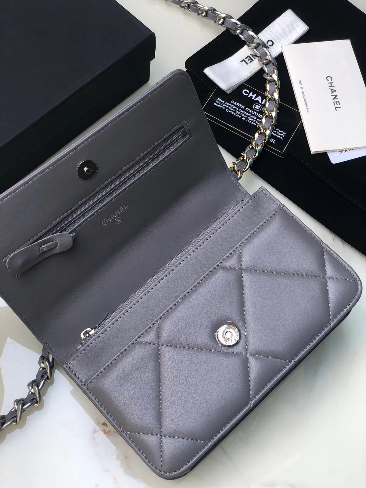 CHANEL 19 WALLET ON CHAIN — image 6