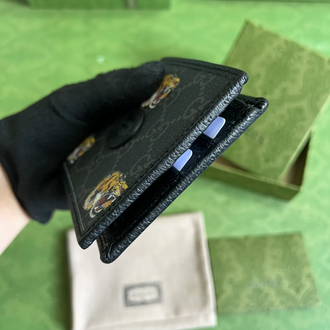 Wallet with Interlocking G — image 9