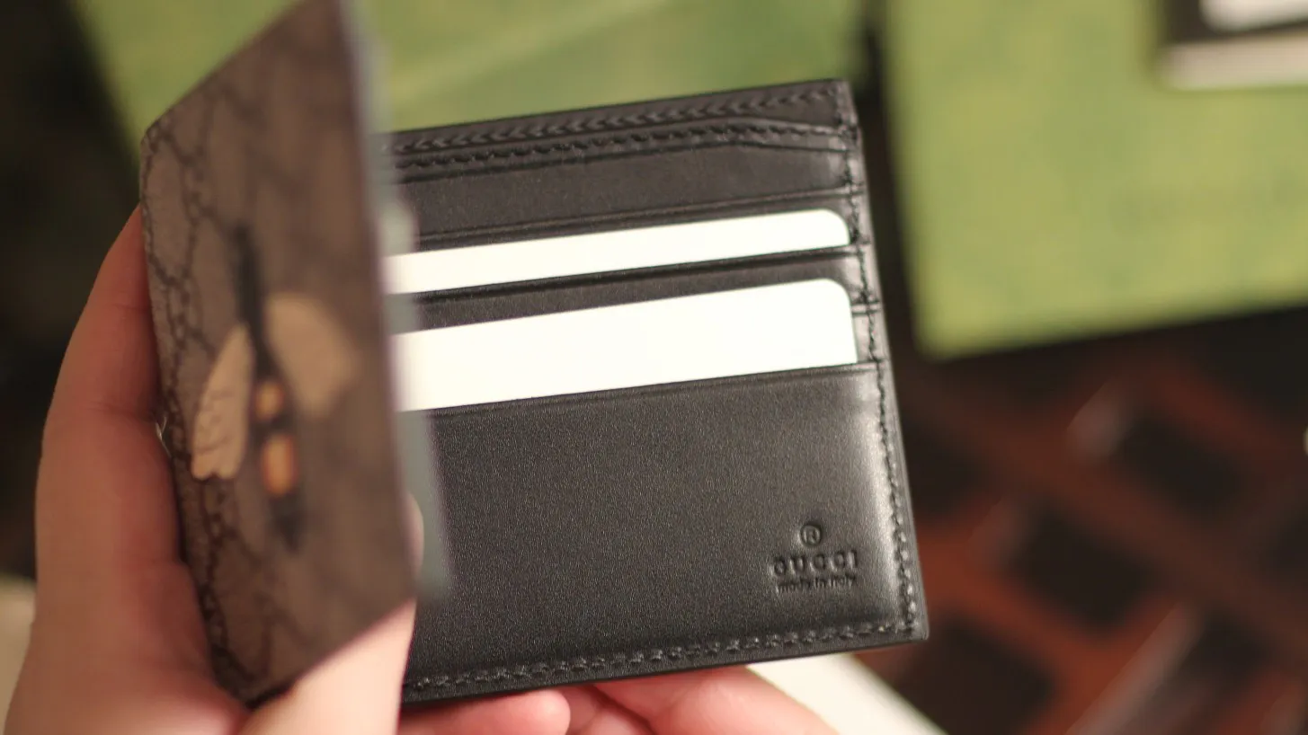 Bee print GG Supreme wallet — image 5