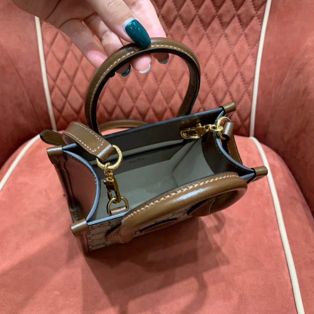 Gucc1 mini Tote bag — image 6