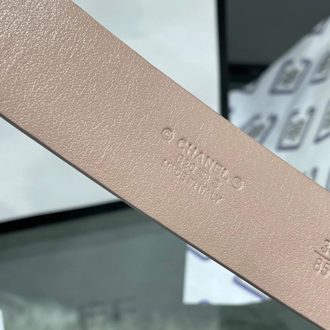 Chanel Red Patent Leather CC Logo Belt — image 5