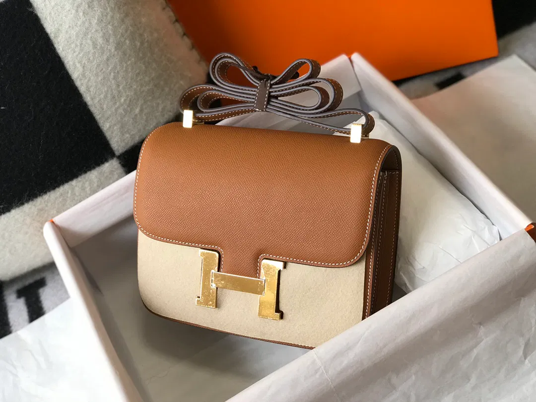 Hermes Constance — image 2