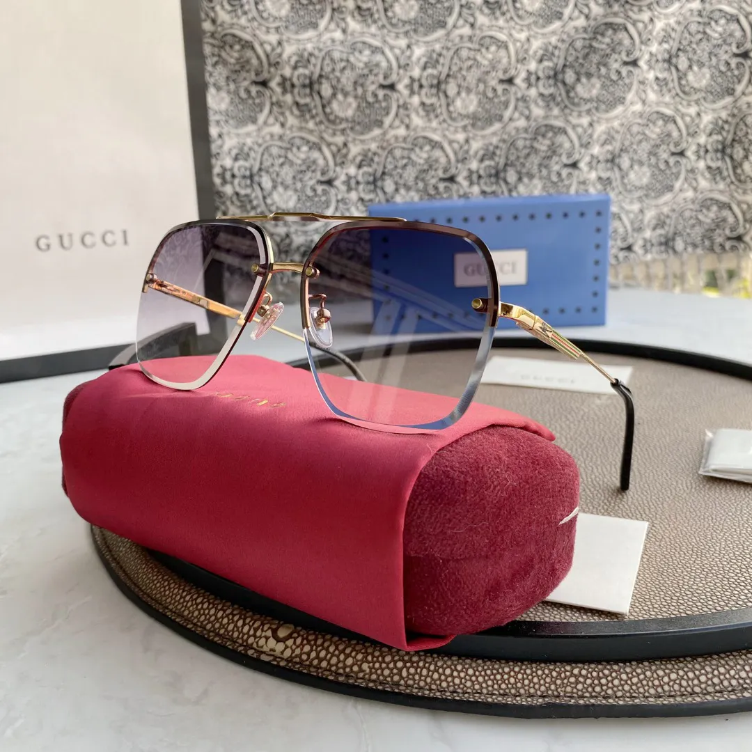 GUCCI SUNGLASSES — image 2
