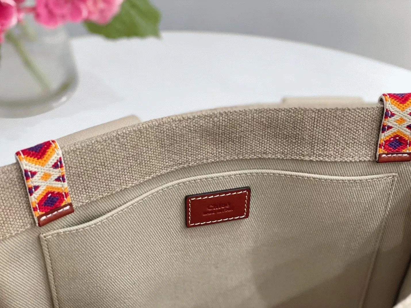 Top Quality Replica Chloe Medium Woody Tote Bag with Hand-embroidered — image 7