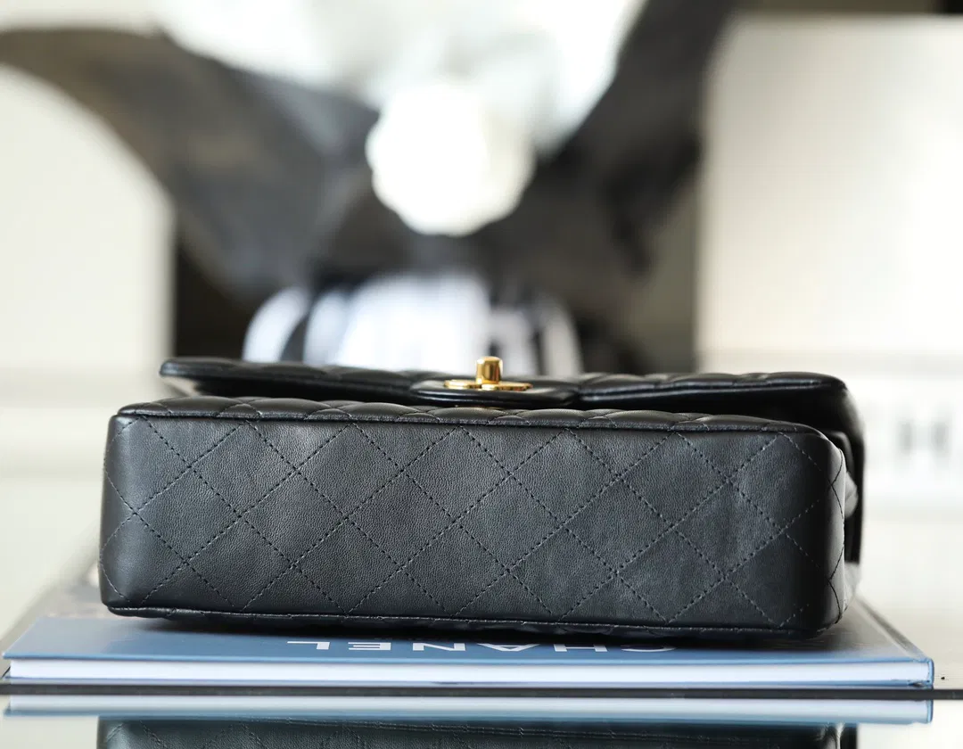 1:1 Top AAA Grade Chanel Classic Flap Bag Medium β image 8