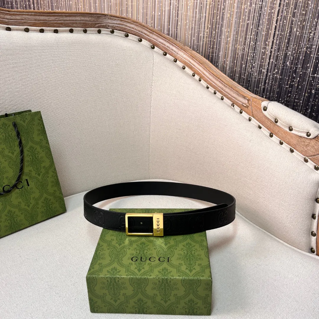 GG belt with silver buckle