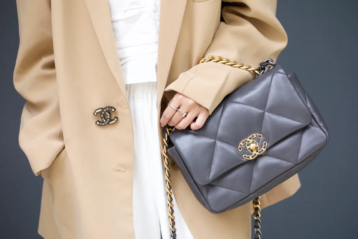 Chanel 19 — image 9