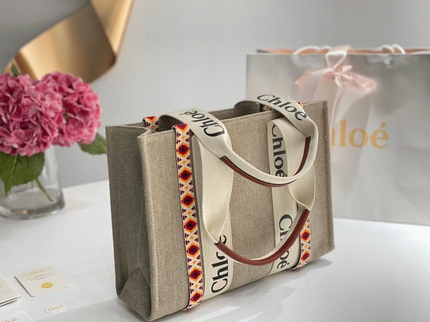 Top Quality Replica Chloe Medium Woody Tote Bag with Hand-embroidered — image 3