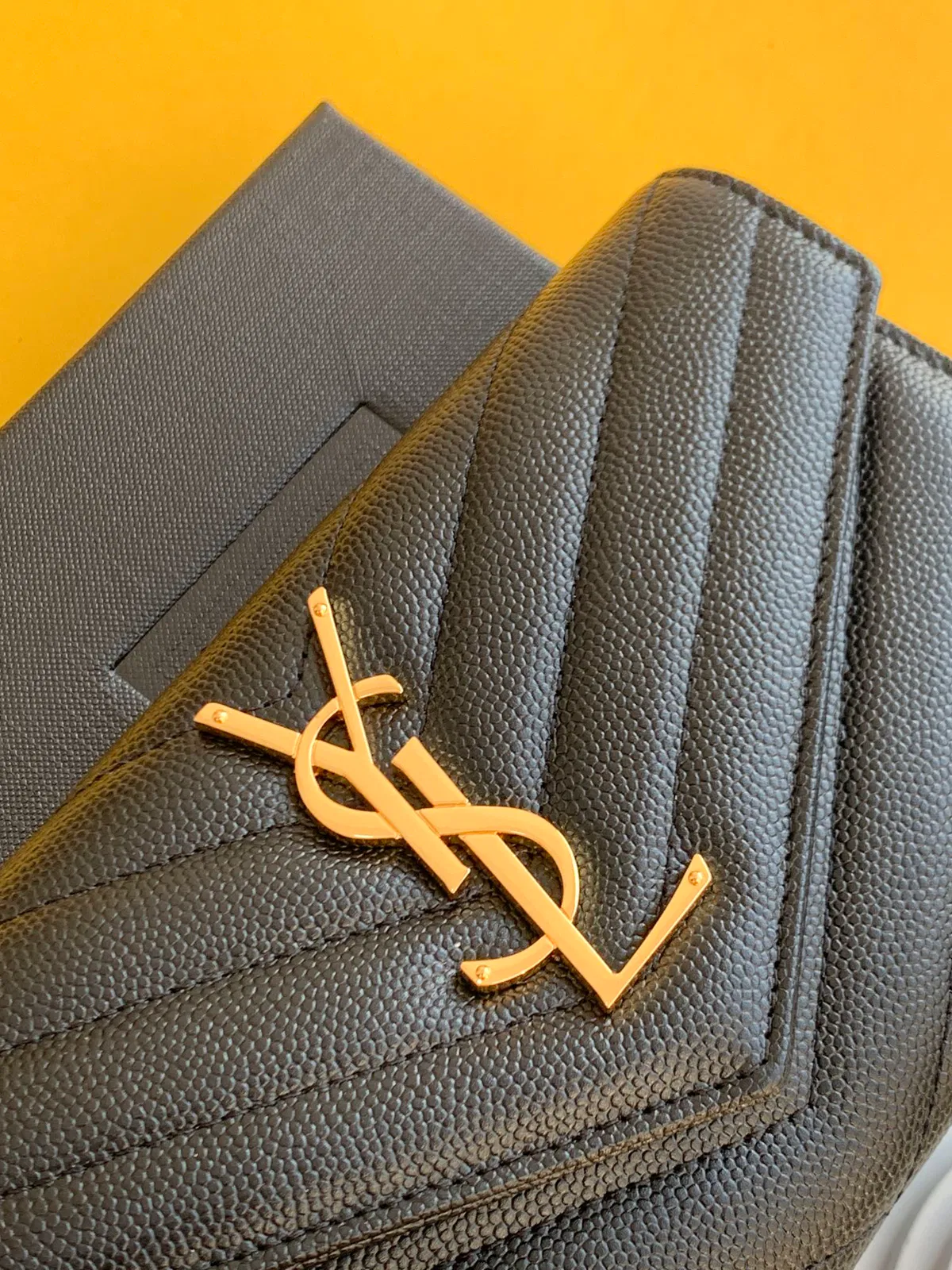 Leather wallet — image 7
