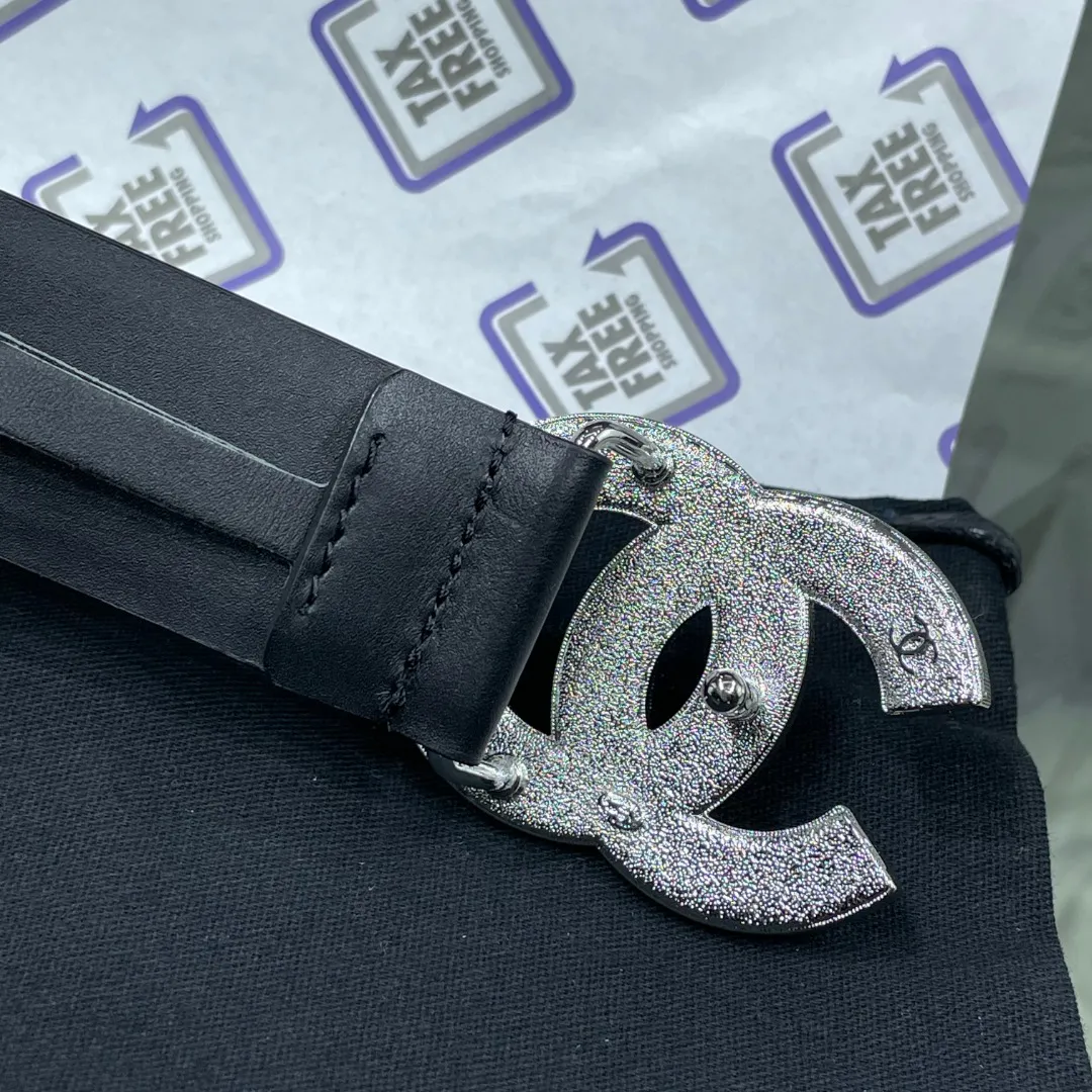 Chanel Red Patent Leather CC Logo Belt — image 4