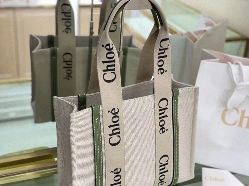 Top Quality Fake Chloe Medium Woody Tote Bag in Canvas with Green Leather Strips — image 5