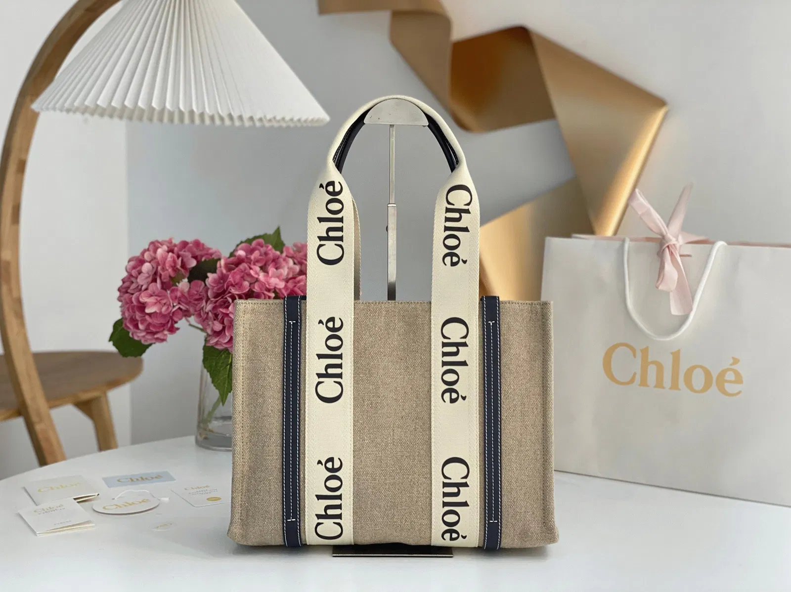 Top Quality Faux Chloe Woody Medium Tote Bag in Linen Canvas with Navy Blue Leather — image 4