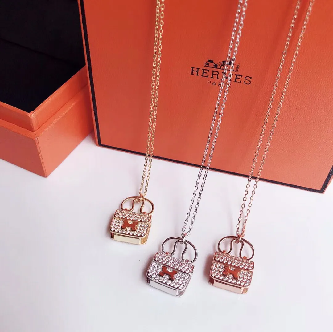Hermès Amulettes Constance Pendant — image 4
