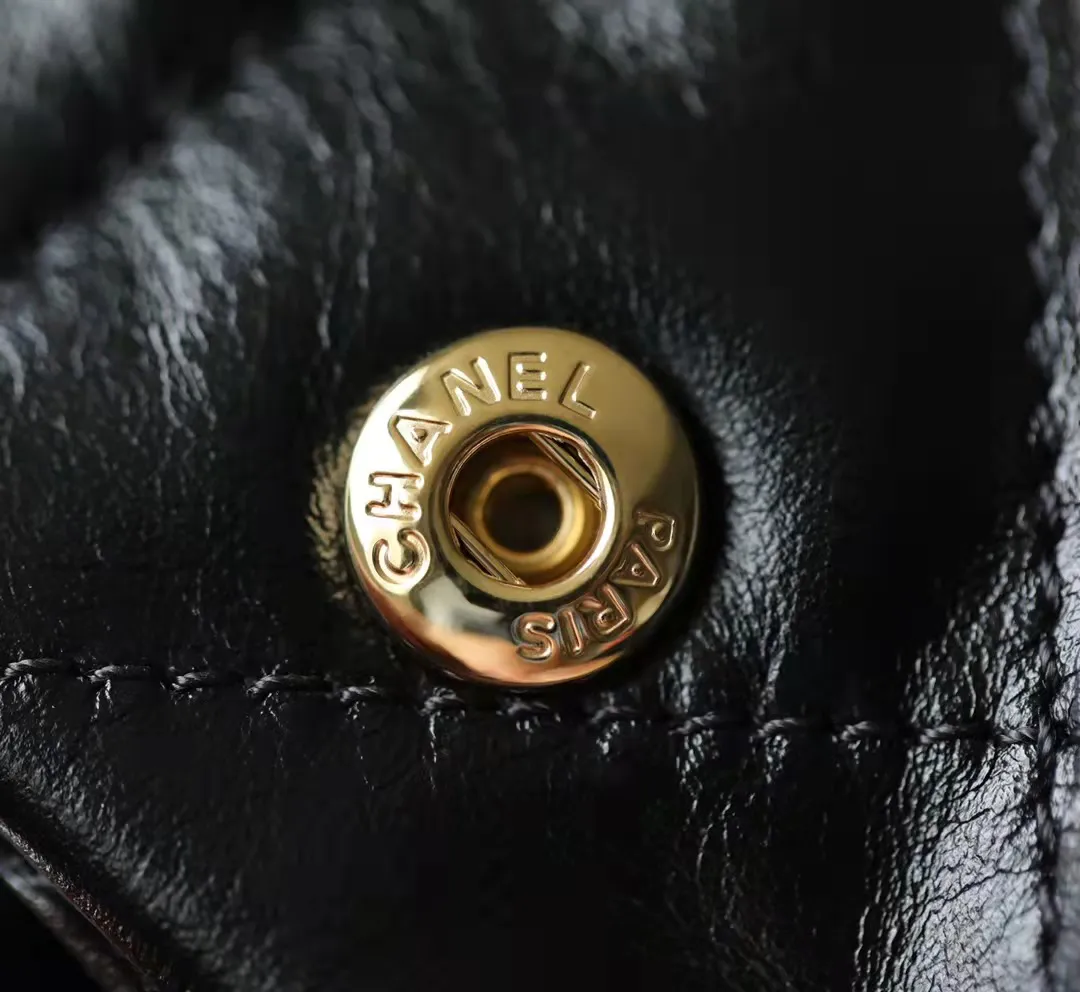 Chanel 22 Medium — image 14