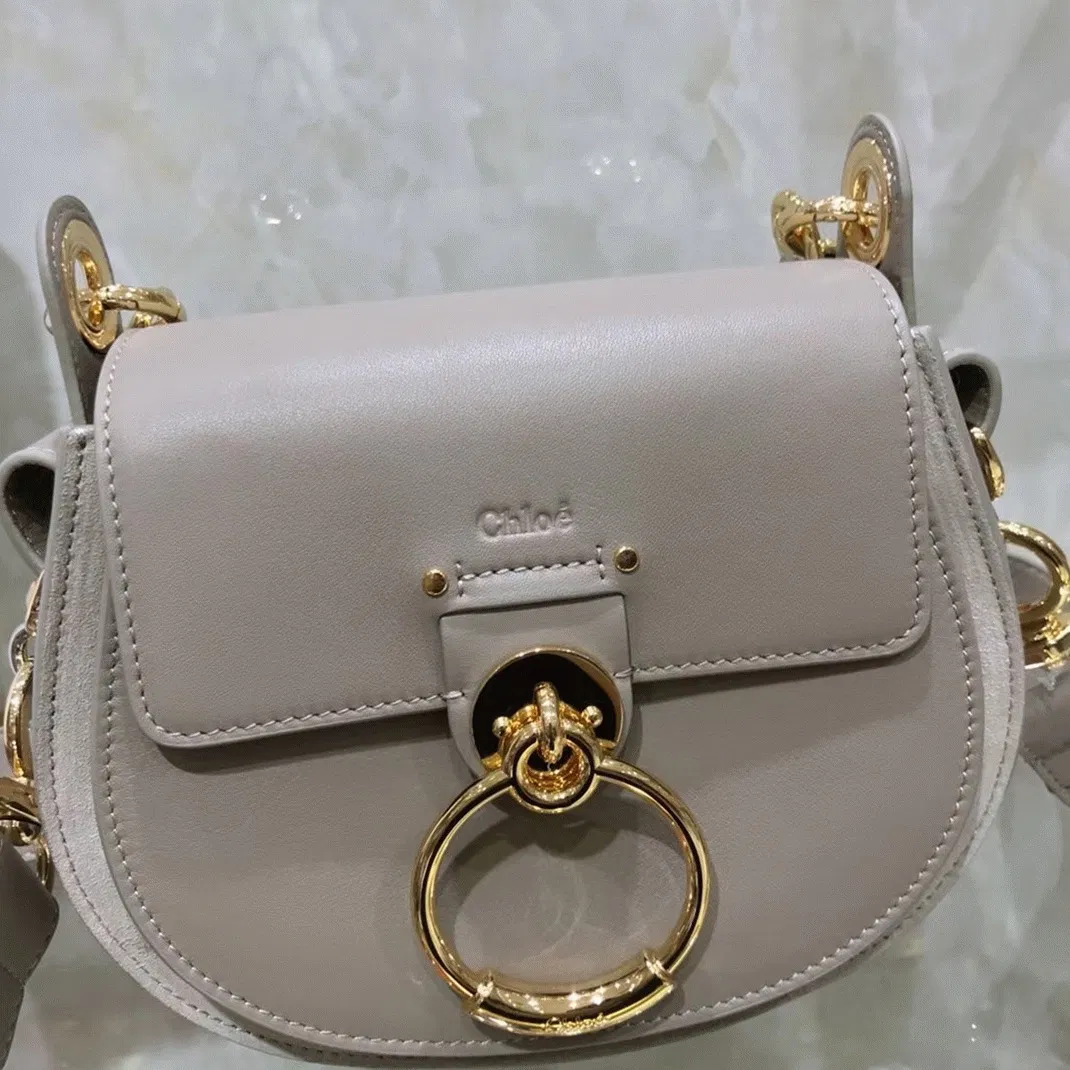 Top Quality Replica Chloe Small Tess Shoulder Bag In Grey Calfskin — image 7