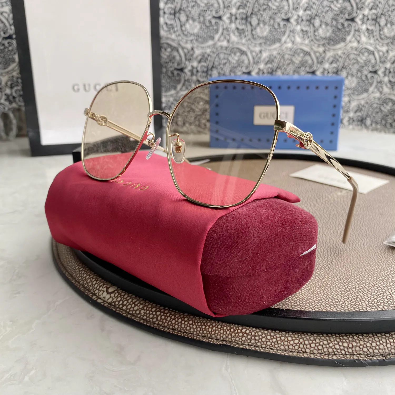 Gucci – GG0724S Gold — image 2