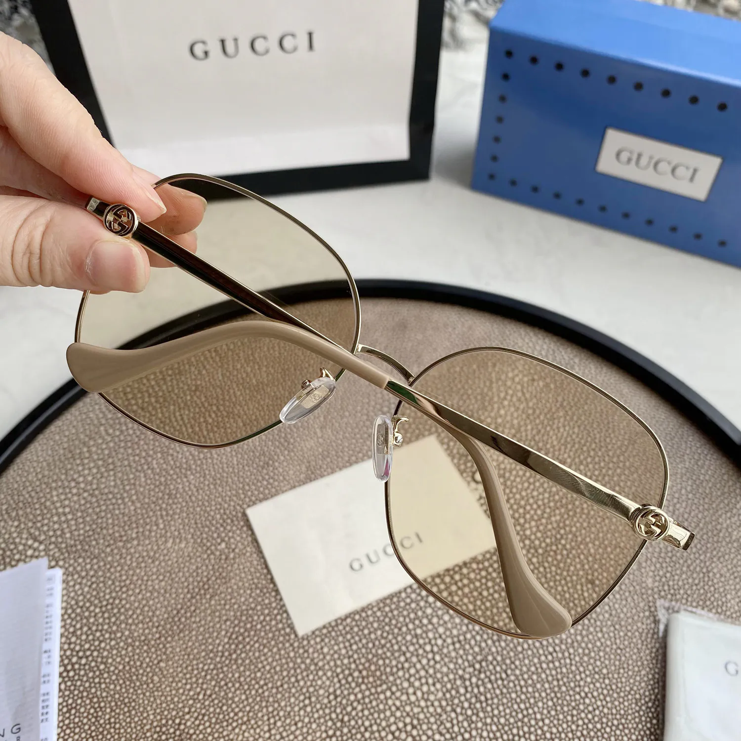 Gucci – GG0724S Gold — image 6