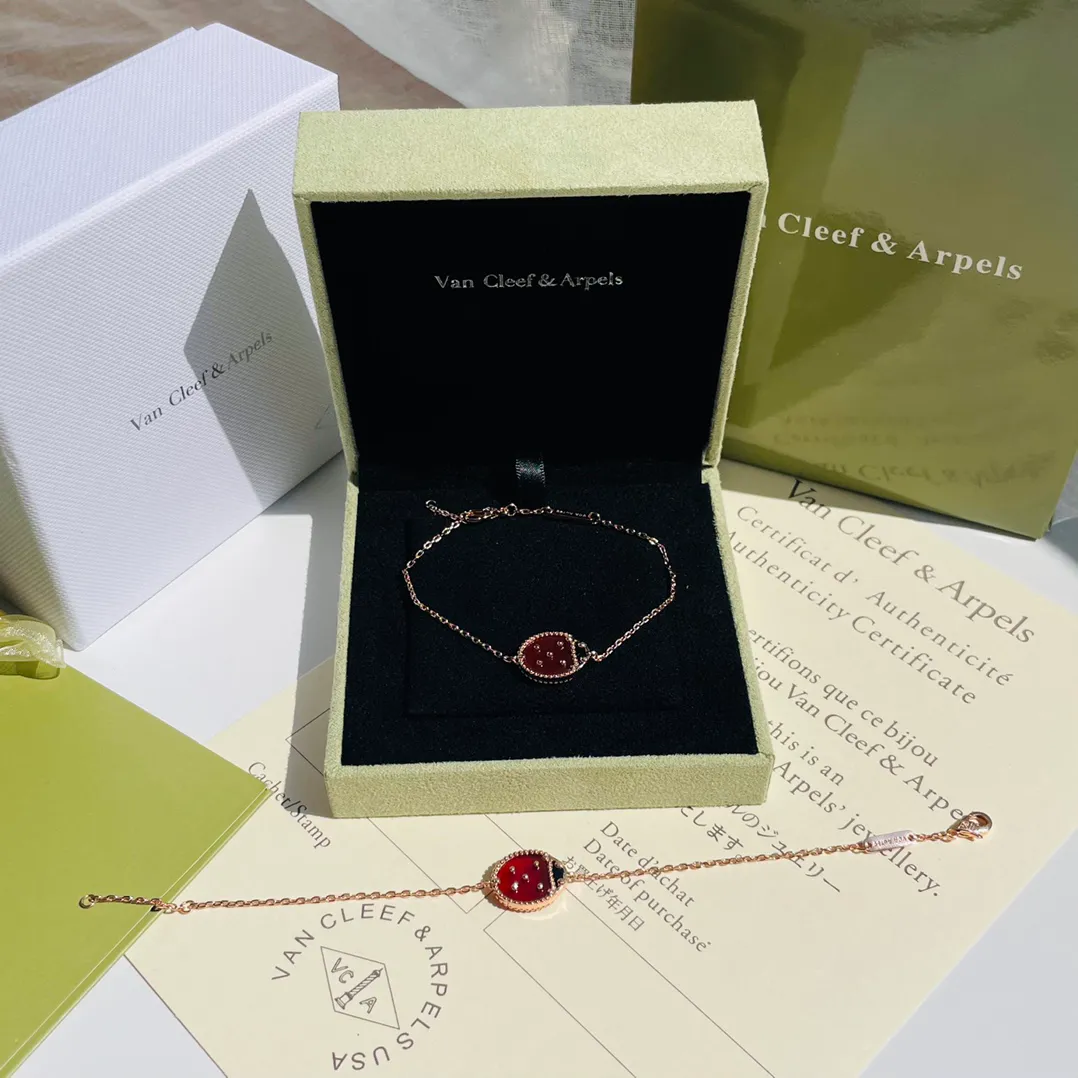 Van Cleef Lucky Spring Bracelet — image 3