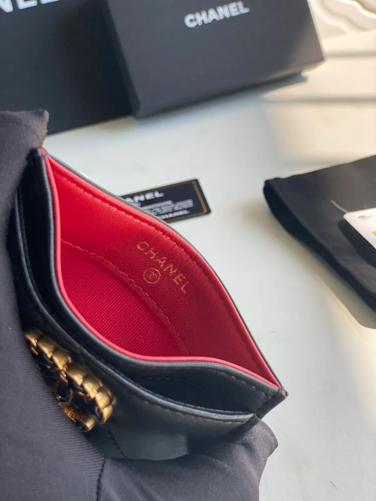 CHANEL 19 CARD HOLDER — image 4