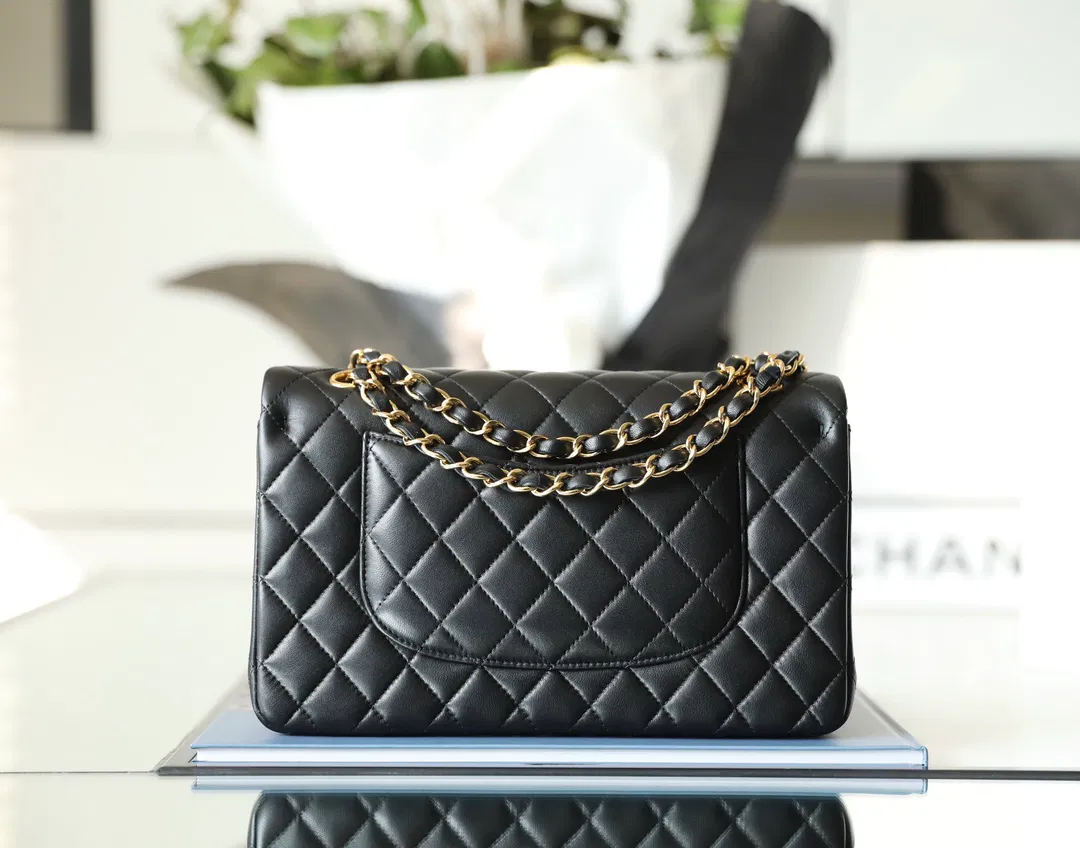 1:1 Top AAA Grade Chanel Classic Flap Bag Medium β image 2