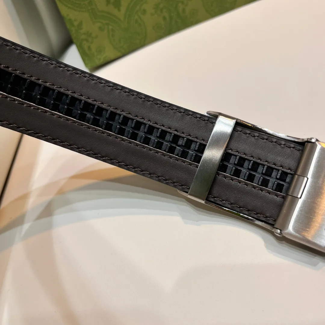 Square G reversible leather belt — image 7
