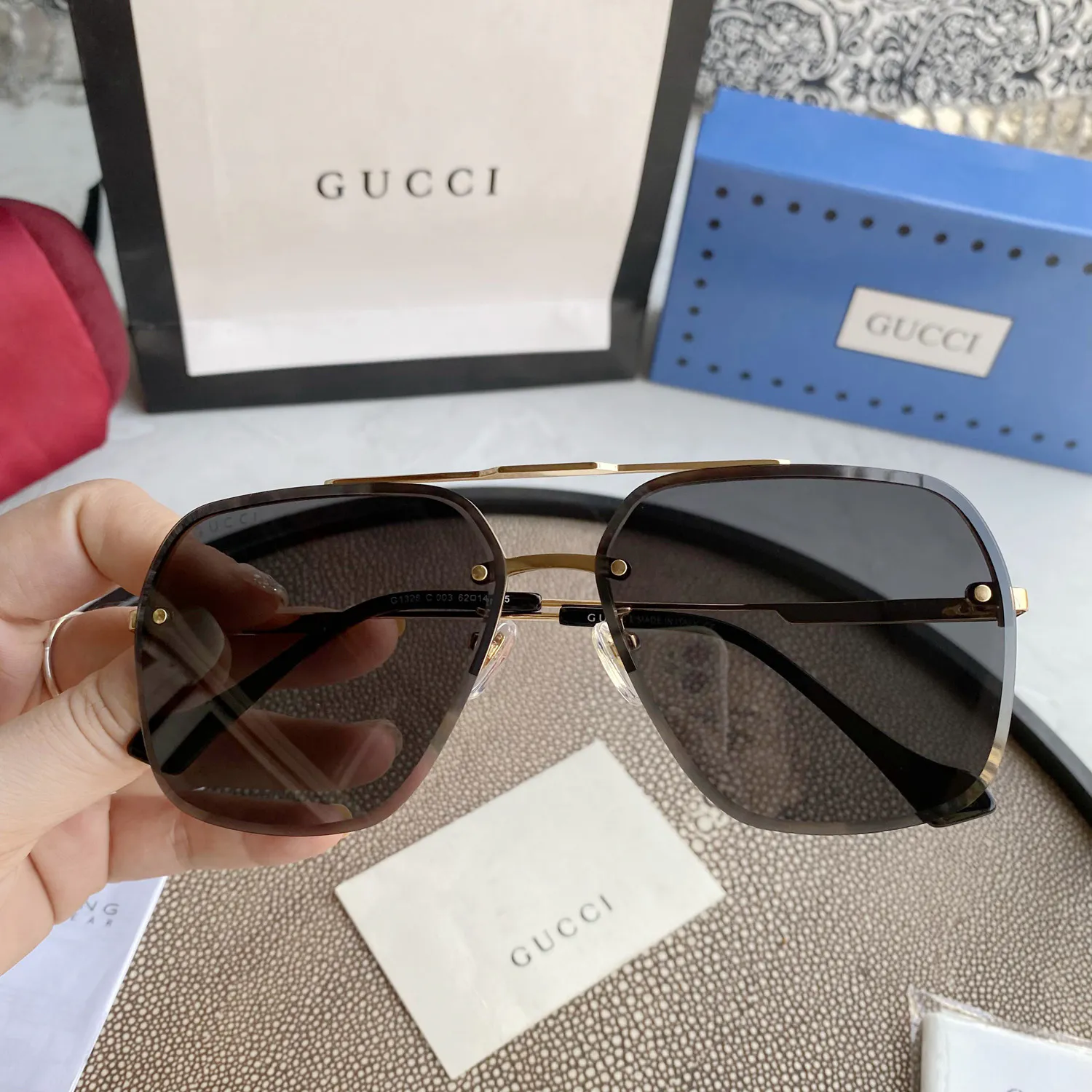 GUCCI SUNGLASSES — image 7