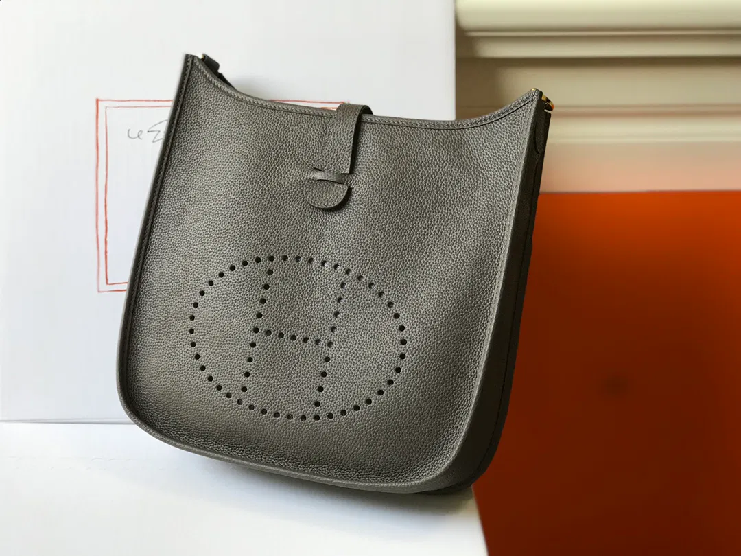 Hermes Evelyne