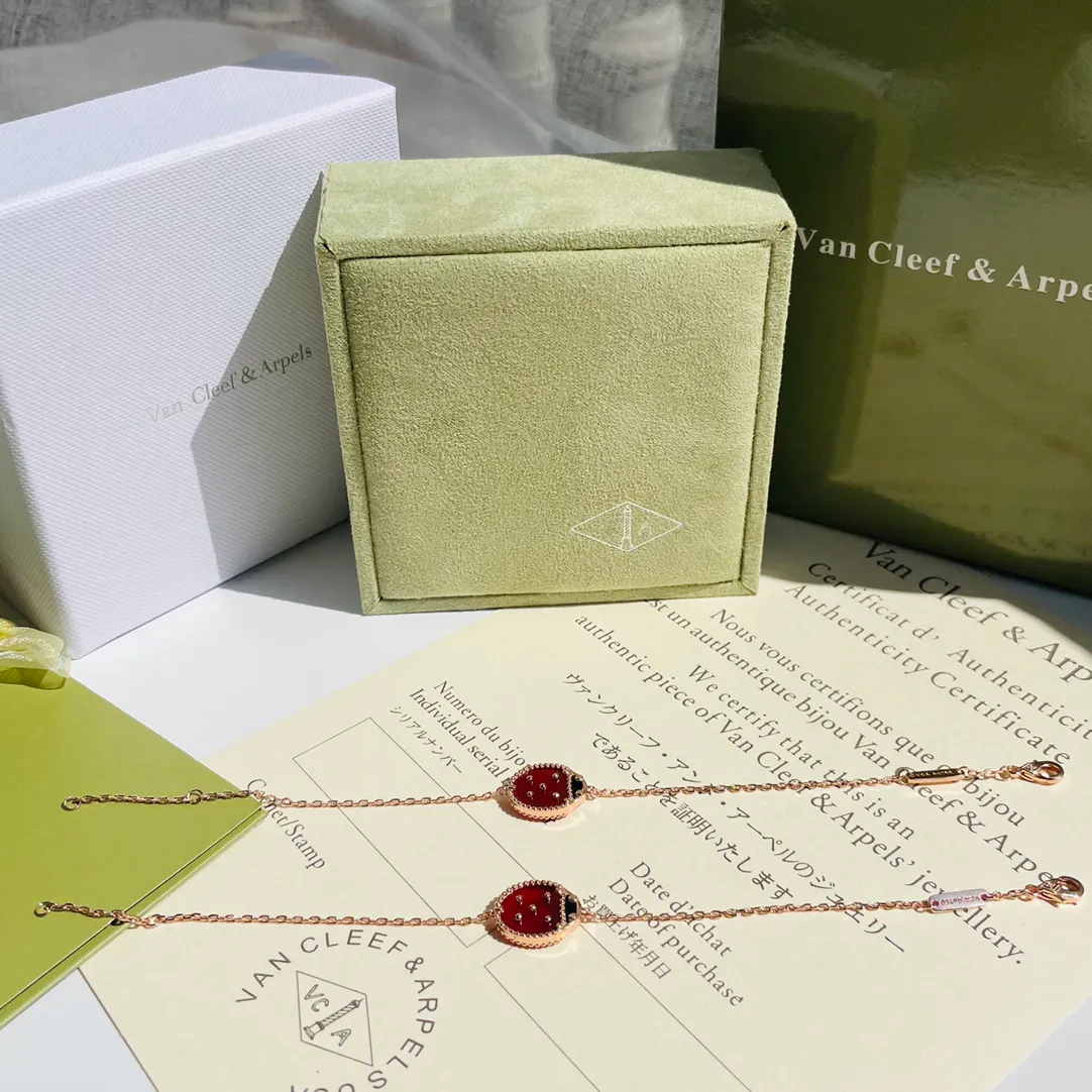 Van Cleef Lucky Spring Bracelet — image 5
